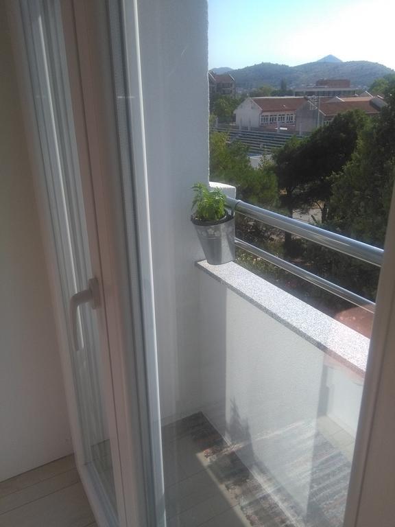 Apartman Park Trebin Dış mekan fotoğraf