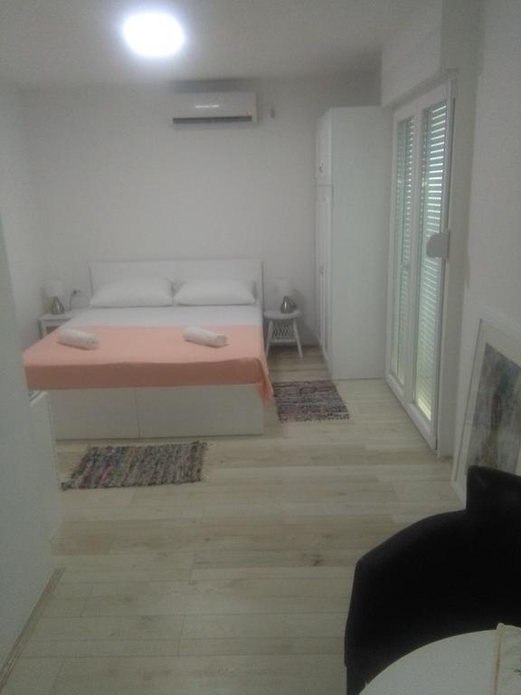 Apartman Park Trebin Dış mekan fotoğraf